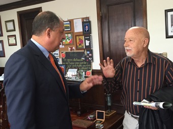 image of President Luis Guillermo Solís and Alvaro